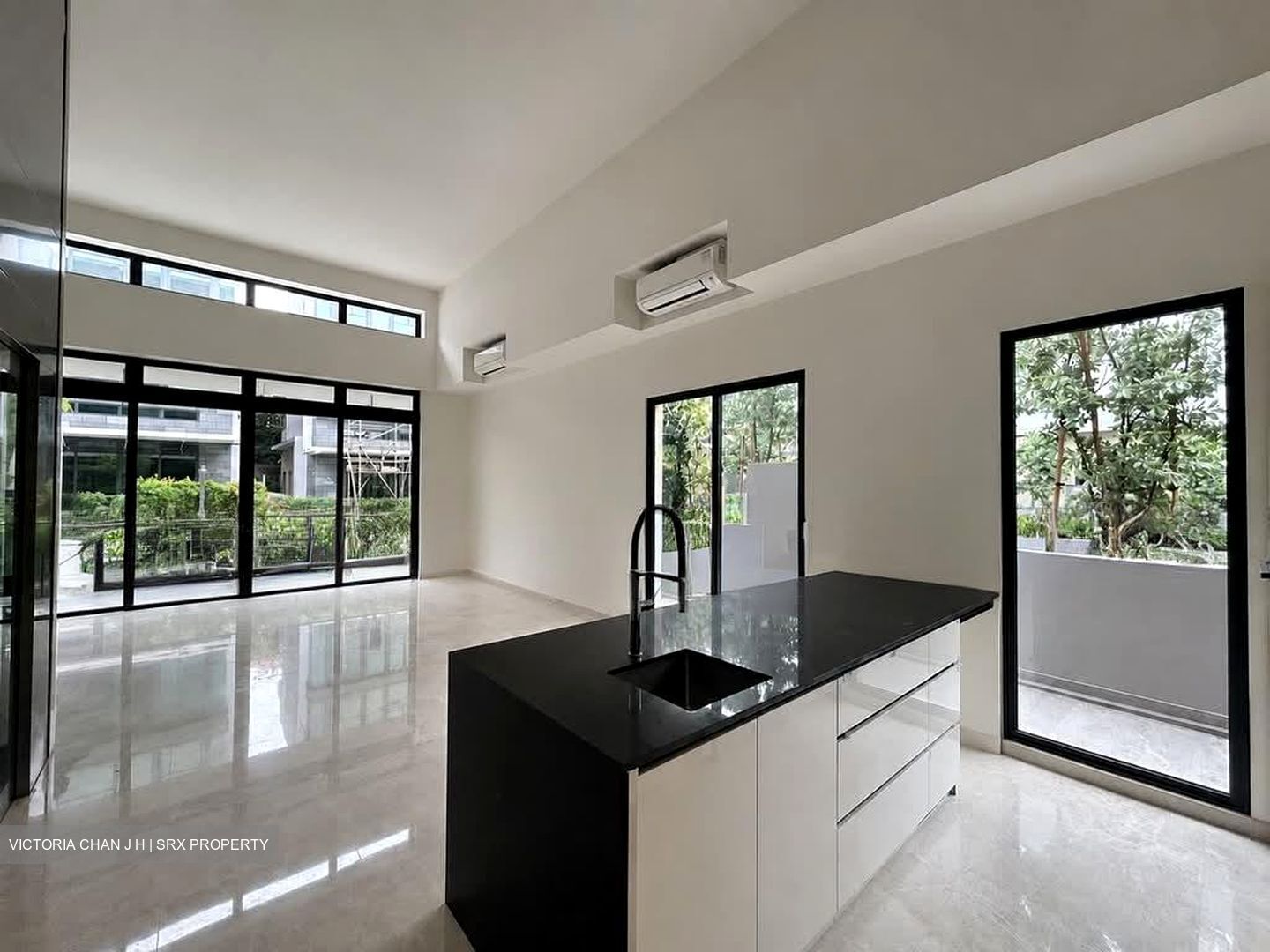 Belgravia Ace (D28), Terrace #574554661